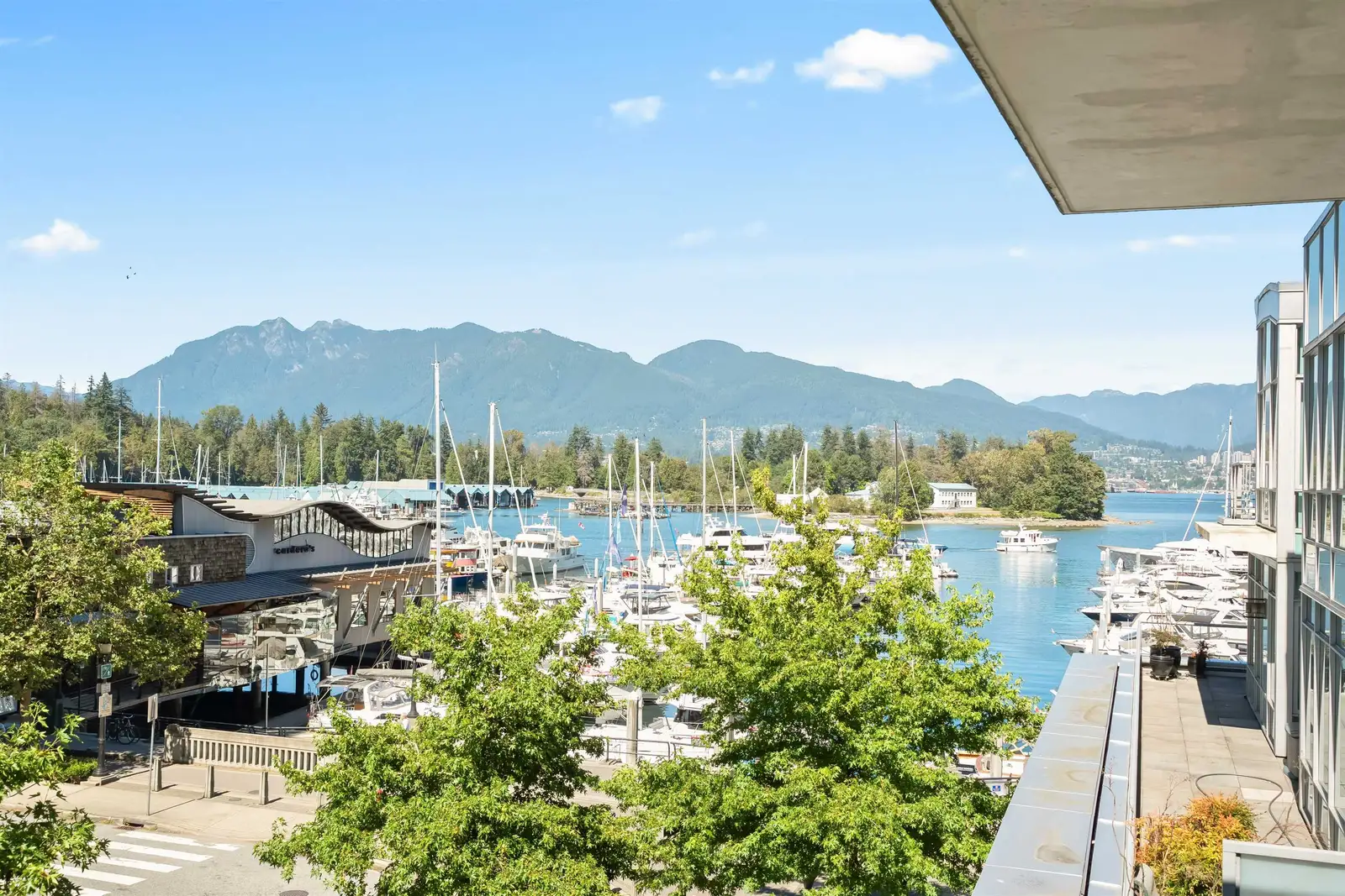 206 560 NICOLA STREET, Vancouver BC V6G 3J7