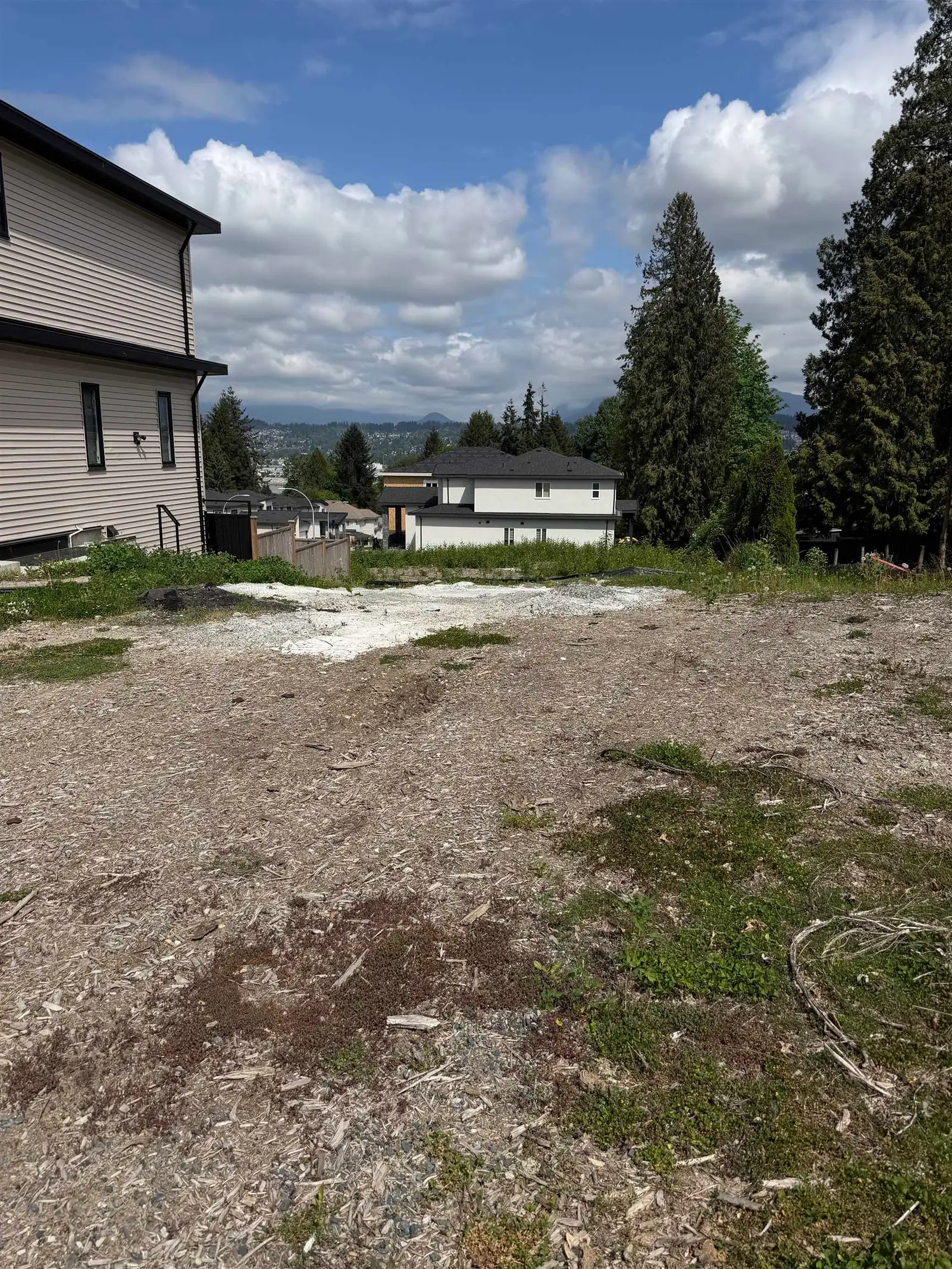 13875 114 AVENUE, Surrey BC V3R 2L8