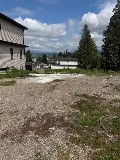 13875 114 AVENUE, Surrey BC V3R 2L8