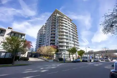 811 5811 NO. 3 ROAD, Richmond BC V6X 2C9