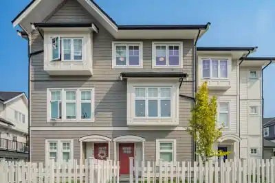 11 22811 MCLEAN AVENUE, Richmond BC V6V 0B8