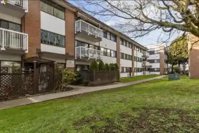302 8060 RYAN ROAD, Richmond BC V7A 2E5
