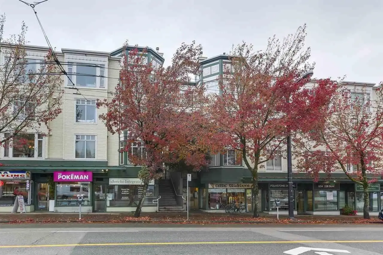 404 3727 W 10TH AVENUE, Vancouver BC V6R 2G5