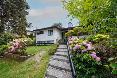 2220 W 32ND AVENUE, Vancouver BC V6L 2B2