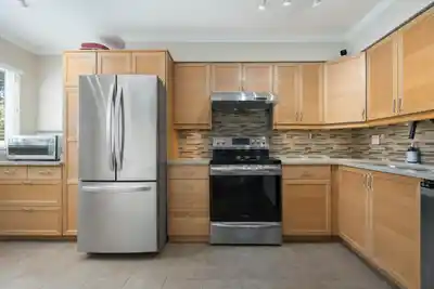 34 6100 TIFFANY BOULEVARD, Richmond BC V7C 5A8