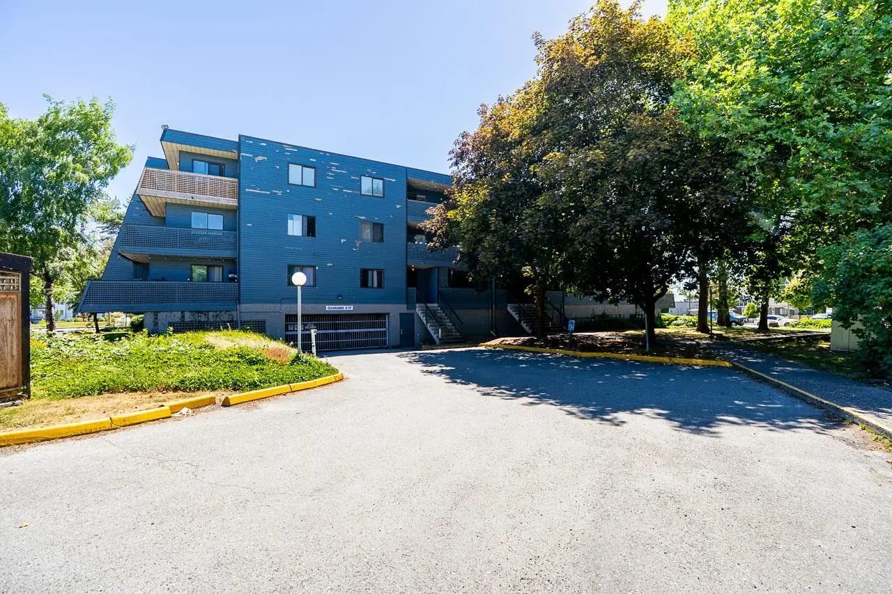 207 17661 58A AVENUE, Surrey BC V3S 1N4