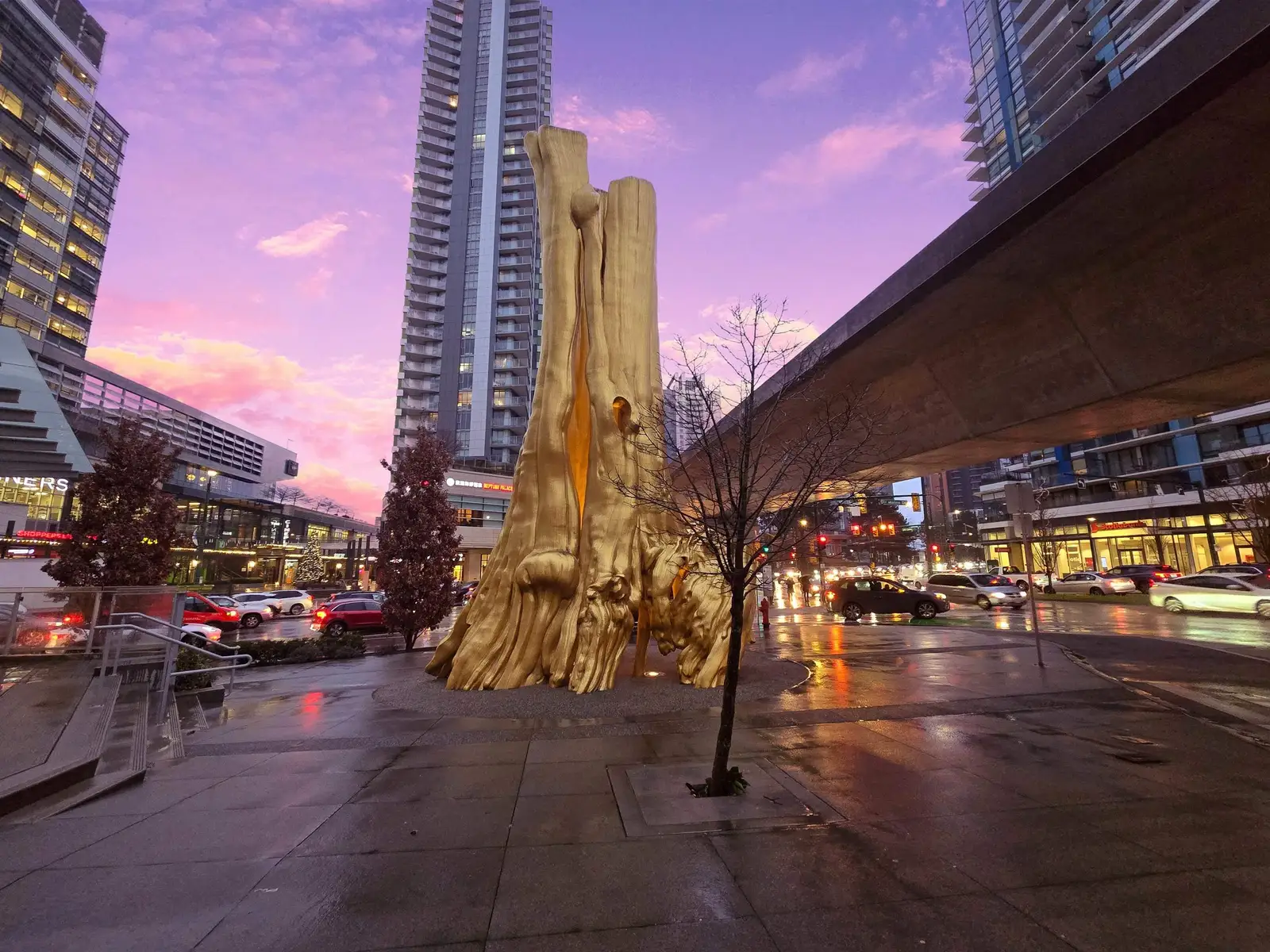 901 8131 NUNAVUT LANE, Vancouver BC V5X 0E2