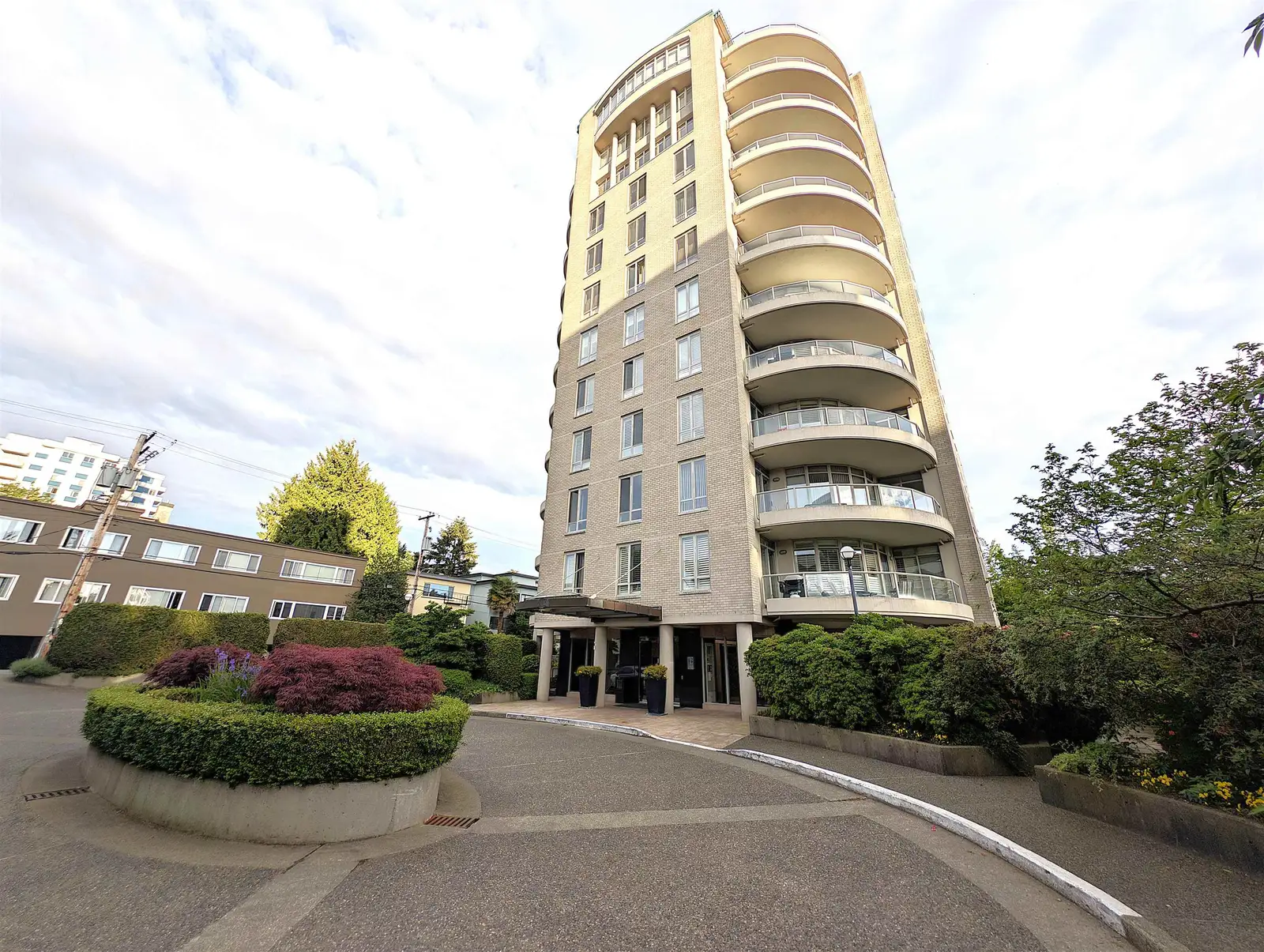 801 5850 BALSAM STREET, Vancouver BC V6M 4B9