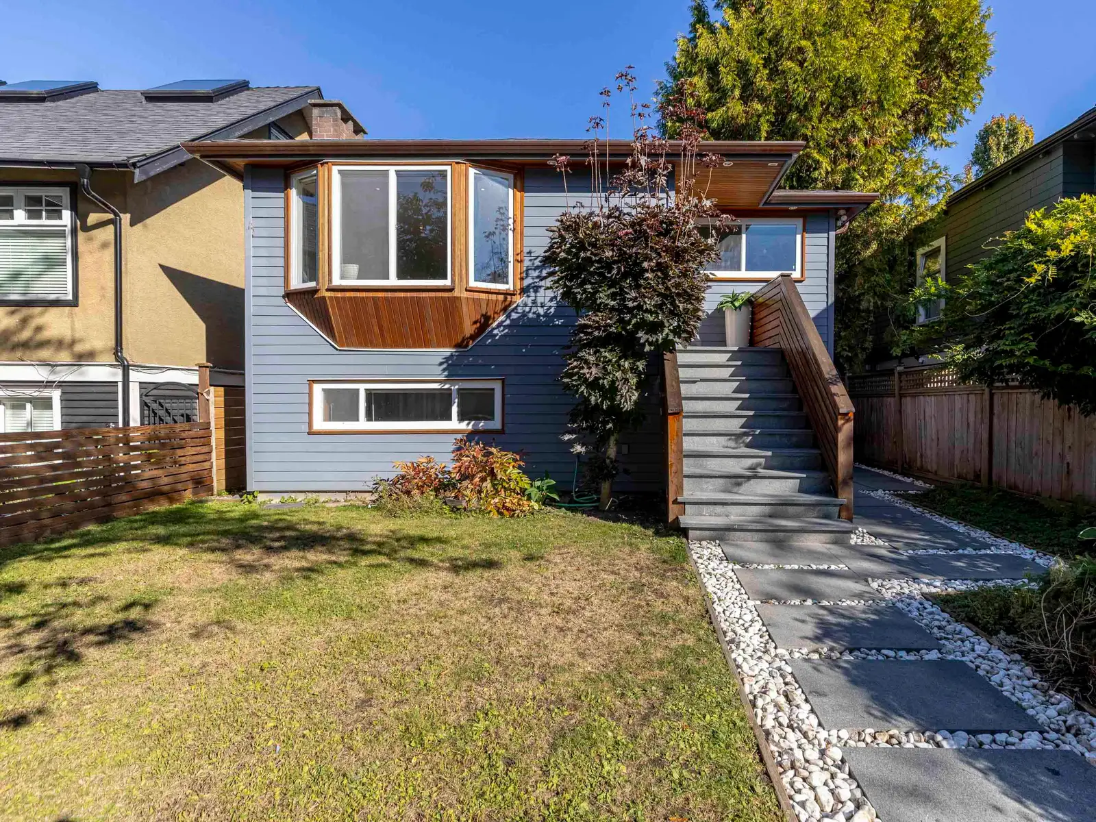5034 PRINCE ALBERT STREET, Vancouver BC V5W 3C6