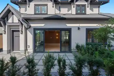 6855 CYPRESS STREET, Vancouver BC V6P 5L9