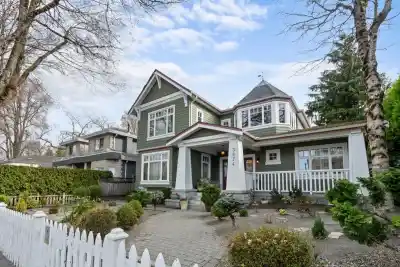 3574 EAST BOULEVARD, Vancouver BC V6J 4A9