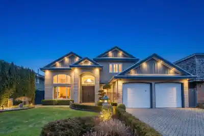 7371 MANNING COURT, Richmond BC V7A 4J3