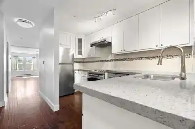 211 5723 BALSAM STREET, Vancouver BC V6M 4B8