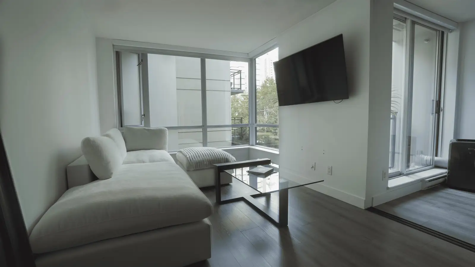 312 1082 SEYMOUR STREET, Vancouver BC V6B 1X9