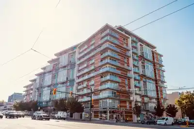 605 180 E 2ND AVENUE, Vancouver BC V5T 0K4