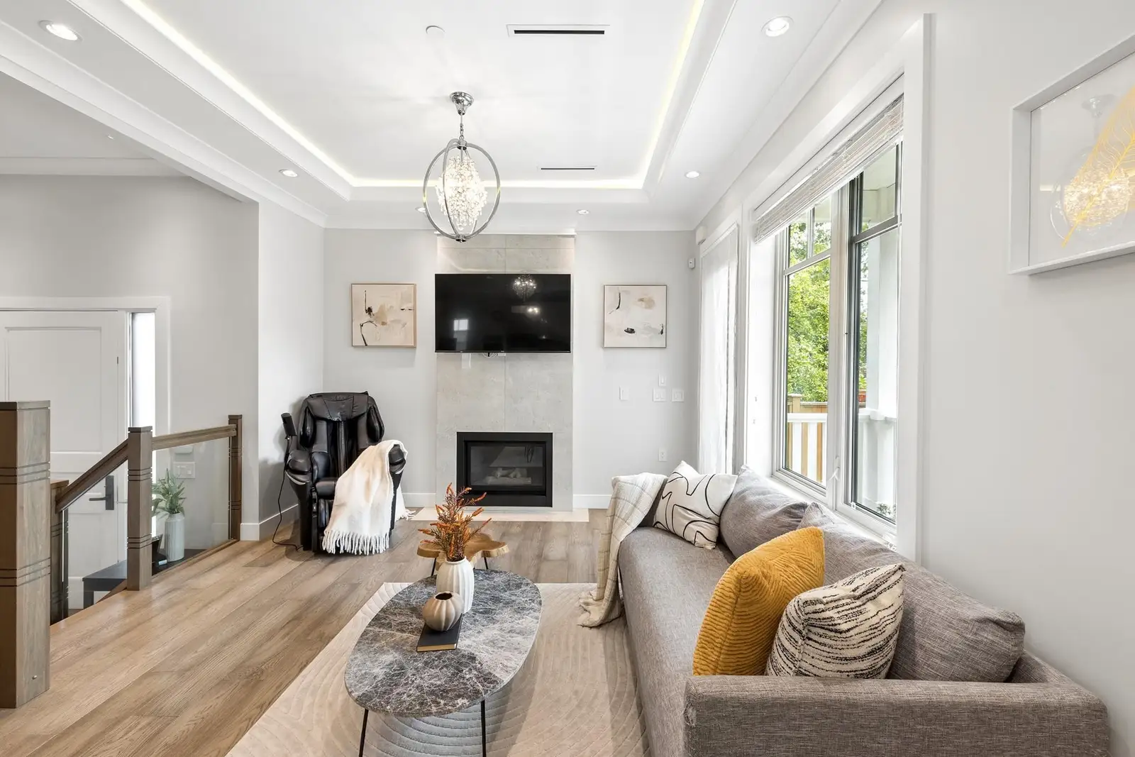 3666 W 6TH AVENUE, Vancouver BC V6R 1T7