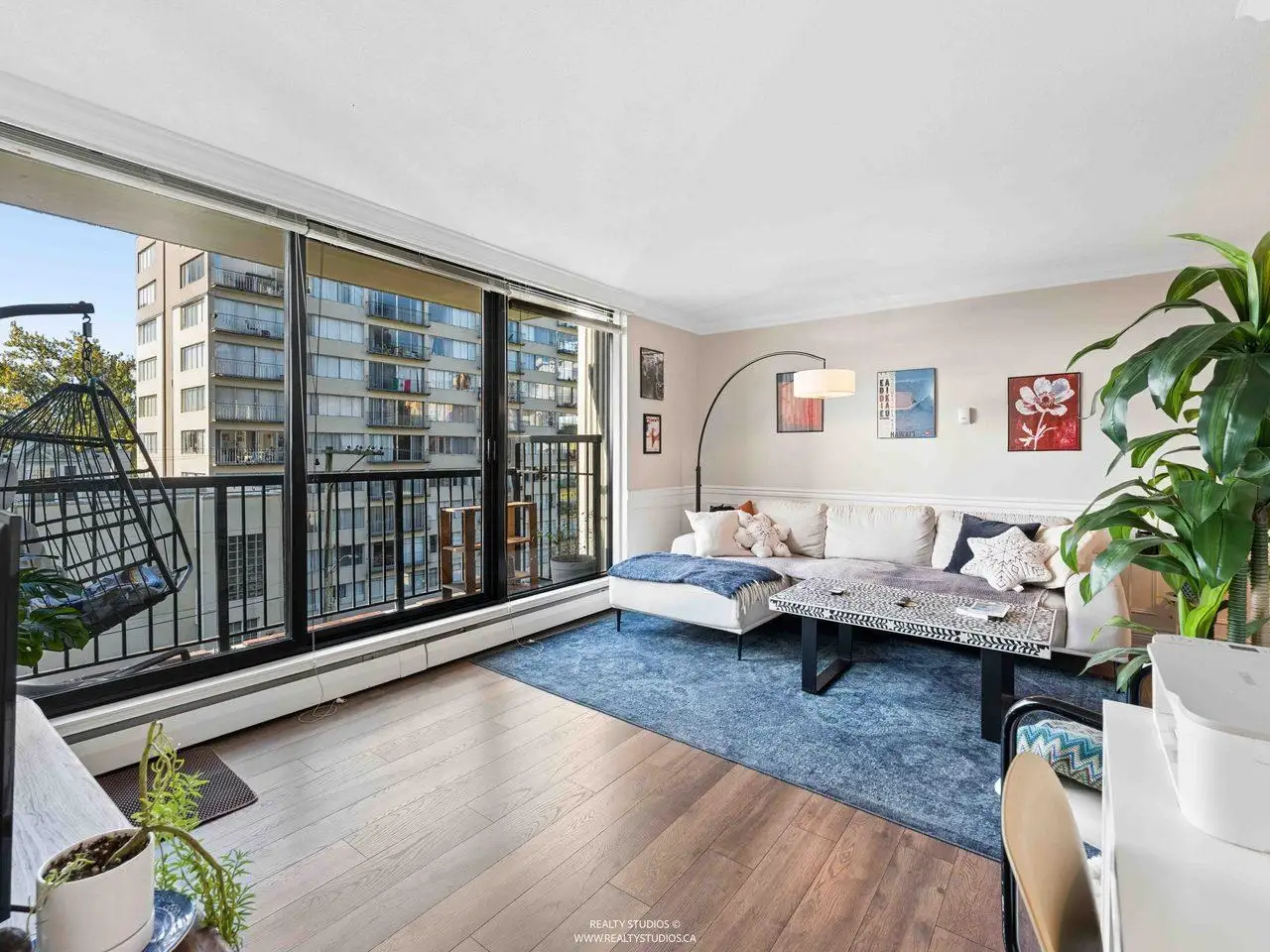 207 1330 HARWOOD STREET, Vancouver BC V6E 1S8