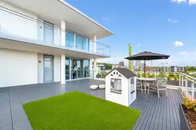 605 3198 RIVERWALK AVENUE, Vancouver BC V5S 0E8