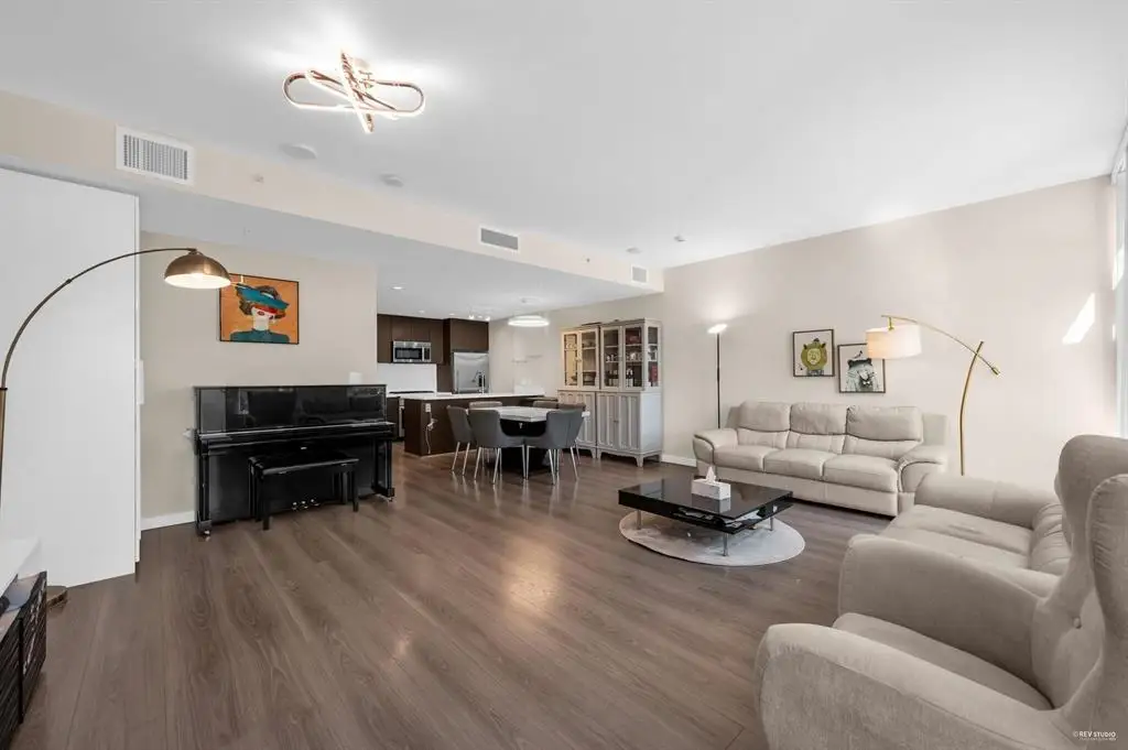 TH16 8677 CAPSTAN WAY, Richmond BC V6X 0N6