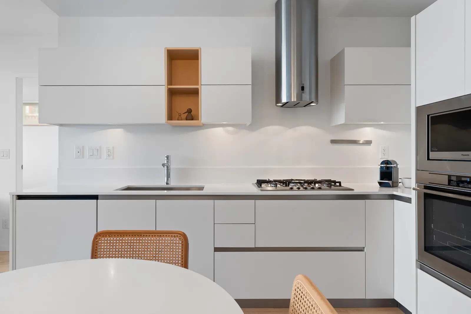 206 133 E 8TH AVENUE, Vancouver BC V5T 1R8