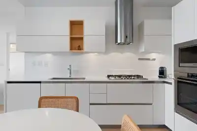 206 133 E 8TH AVENUE, Vancouver BC V5T 1R8