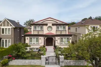 2507 W KING EDWARD AVENUE, Vancouver BC V6L 1T5