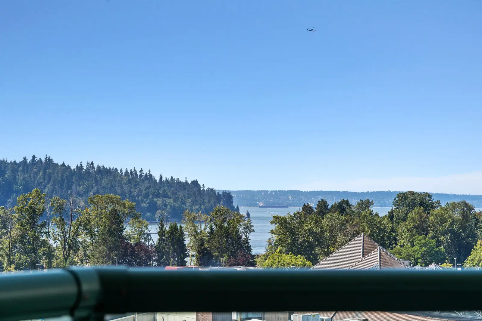 12D 328 TAYLOR WAY, West Vancouver BC V7T 2Y1