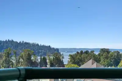 12D 328 TAYLOR WAY, West Vancouver BC V7T 2Y1
