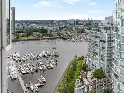 2807 1199 MARINASIDE CRESCENT, Vancouver BC V6Z 2Y2