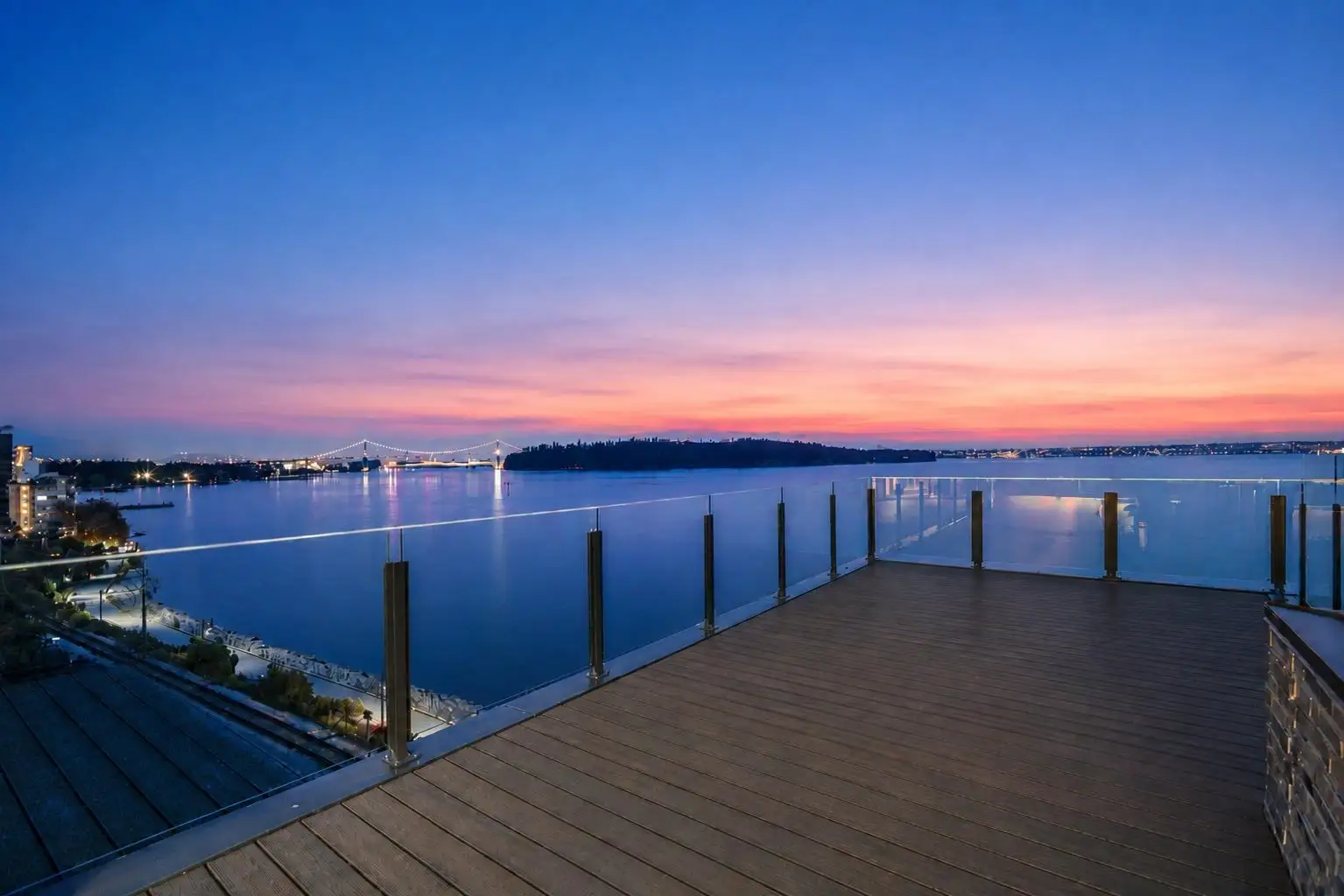 602 2090 ARGYLE AVENUE, West Vancouver BC V7V 4R4