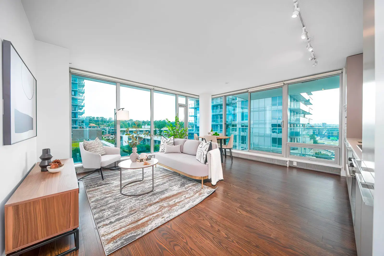 904 8131 NUNAVUT LANE, Vancouver BC V5X 0E2