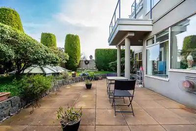 204 1765 MARINE DRIVE, West Vancouver BC V7V 1J5