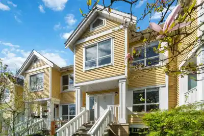 8433 JELLICOE STREET, Vancouver BC V5S 2J4
