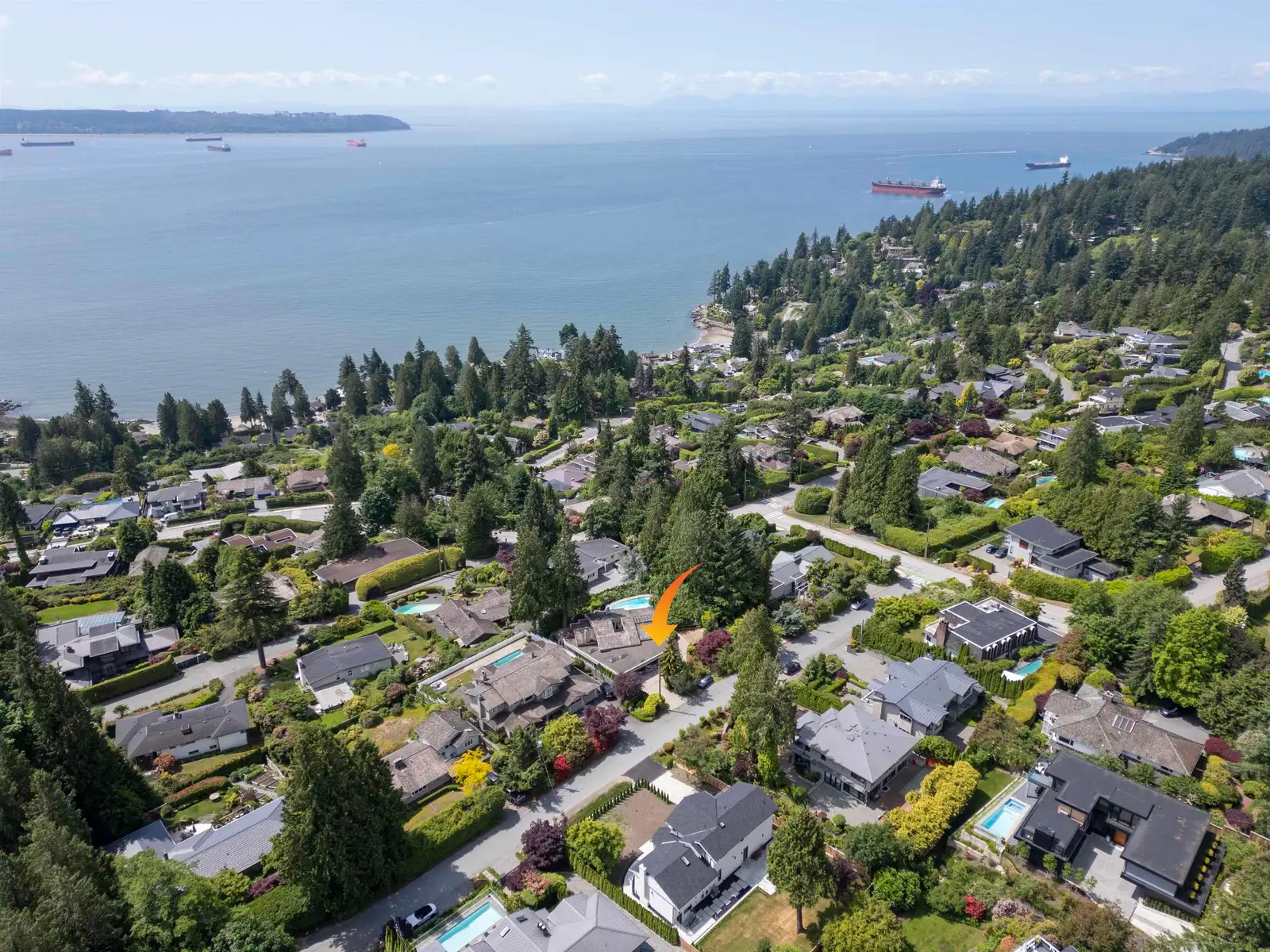 3180 WESTMOUNT PLACE, West Vancouver BC V7V 3G3