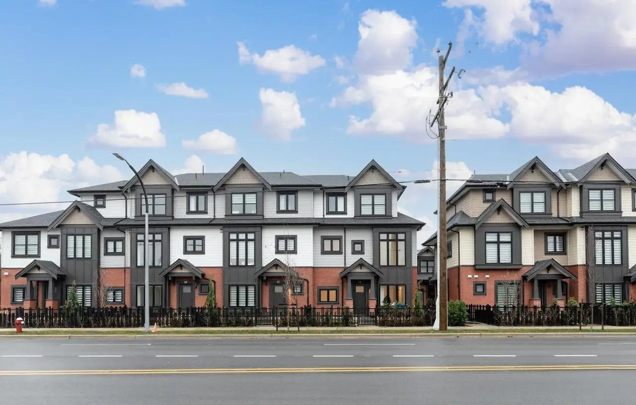 18 10233 NO. 2 ROAD, Richmond BC V7E 0C7