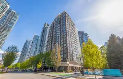 201 550 PACIFIC STREET, Vancouver BC V6Z 3G2