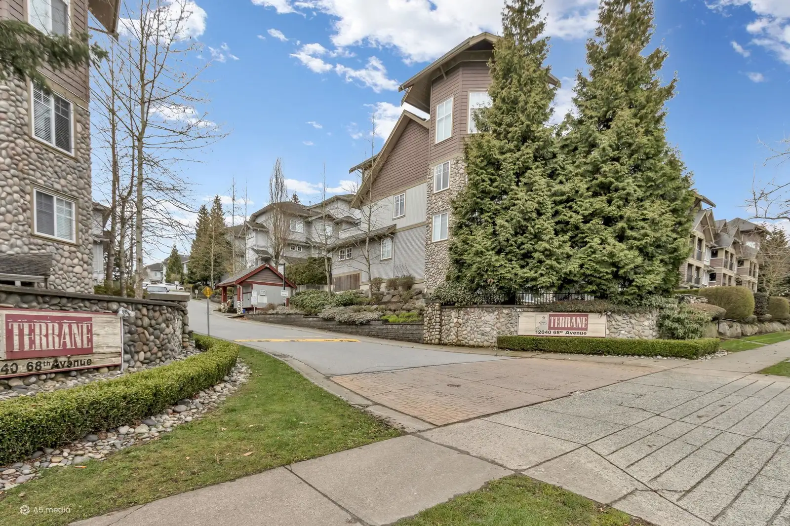 102 12040 68 AVENUE, Surrey BC V3W 1P5