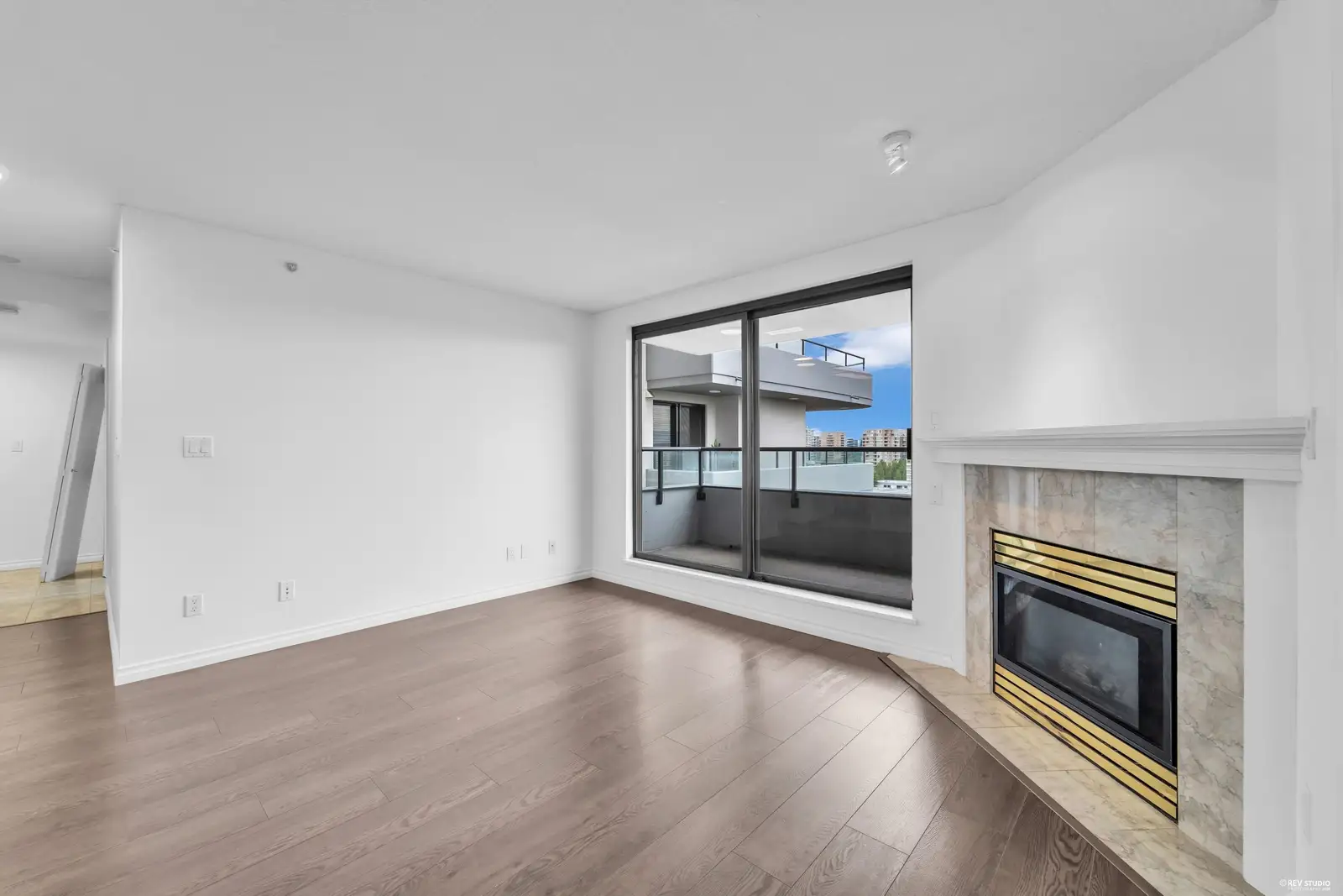1106 6611 COONEY ROAD, Richmond BC V6Y 4C5