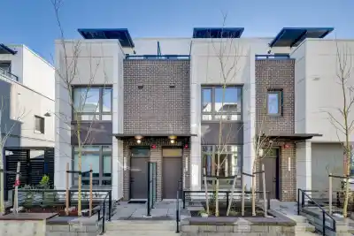 6310 OAK STREET, Vancouver BC V6M 2W4