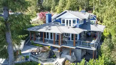 5125 INDIAN RIVER DRIVE, North Vancouver BC V7G 2T6