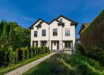 3469 ARBUTUS STREET, Vancouver BC V6J 3Z5