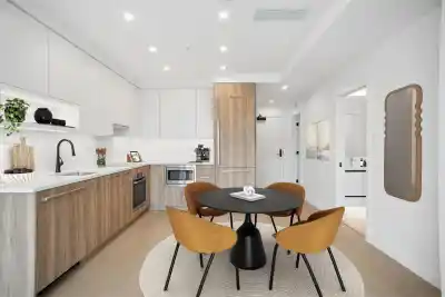 208 8398 OAK STREET, Vancouver BC V6P 0L9