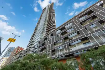 1205 1372 SEYMOUR STREET, Vancouver BC V6B 0L1