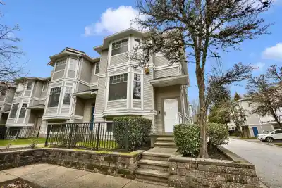 27 6518 121 STREET, Surrey BC V3W 1C4