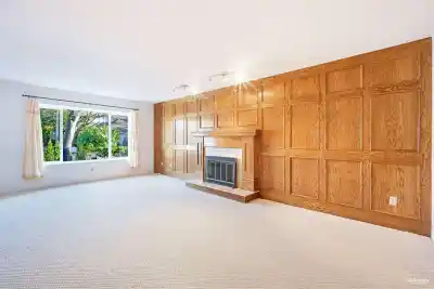 9400 MCBURNEY DRIVE, Richmond BC V6Y 3C6