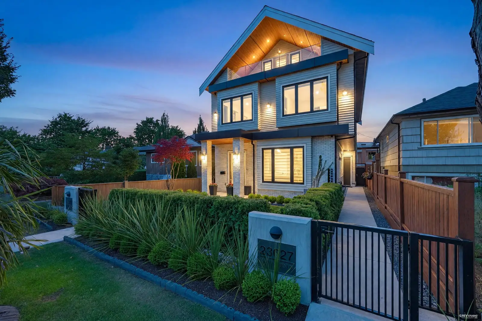 2 3627 E 45TH AVENUE, Vancouver BC V5R 3G6
