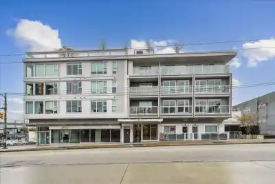 203 2508 FRASER STREET, Vancouver BC V5T 3V4