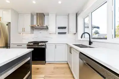 5447 KILLARNEY STREET, Vancouver BC V5R 3W3