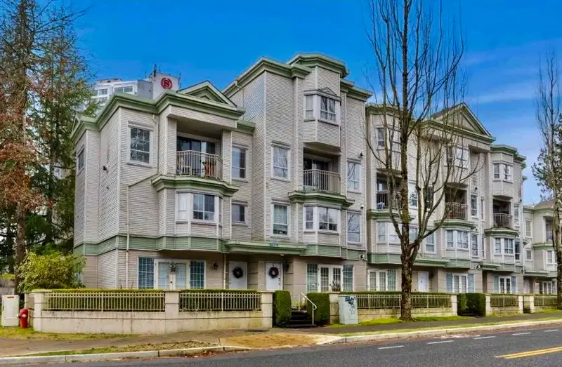 323 15268 105 AVENUE, Surrey