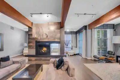 101 6671 121 STREET, Surrey BC V3W 1T9